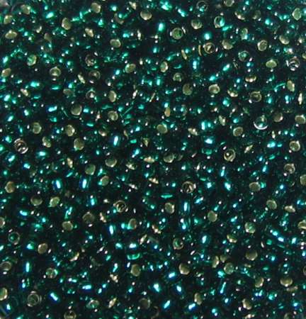 Rocailles 2,6mm mit Silbereinzug jade