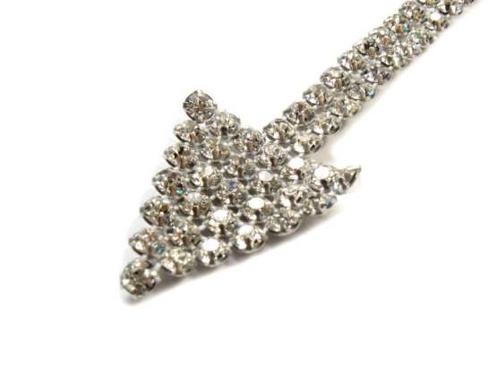 Strassschmuck "Pfeil" 16cm SS20 detail