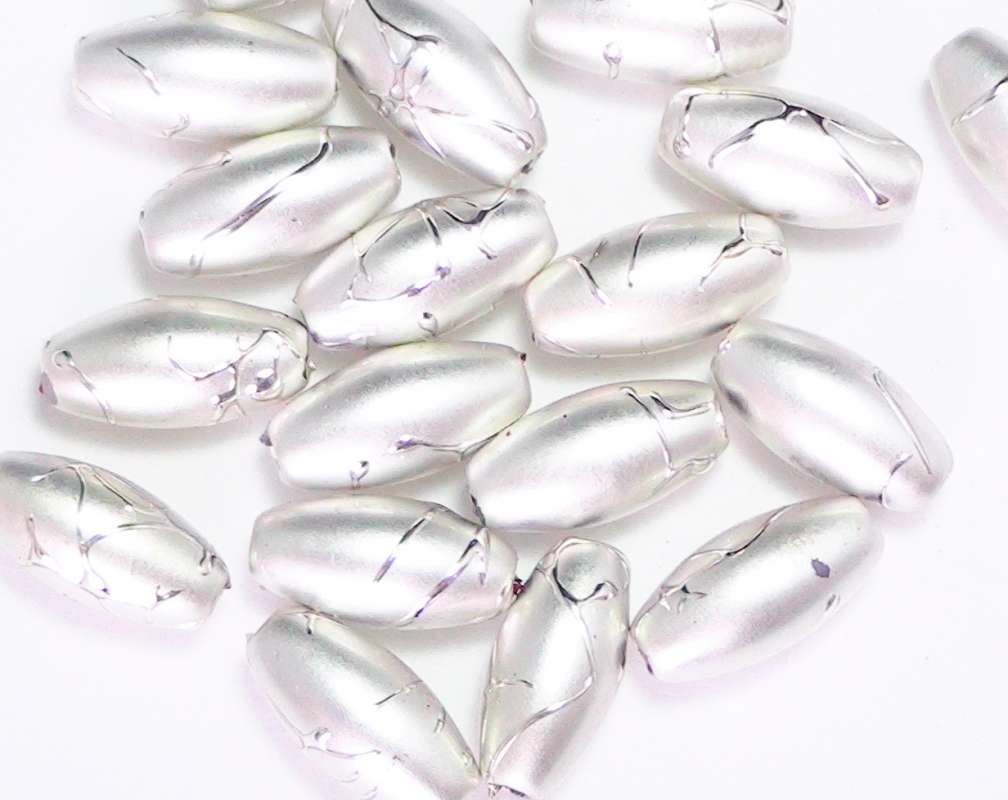 Deko-Olive 4x8mm matt silber