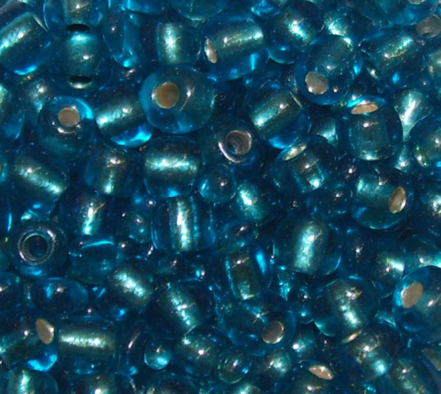 Rocailles 4mm mit Silbereinzug türkis
