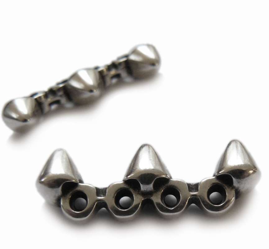 Spikes / Nieten zum Aufreihen (3er)