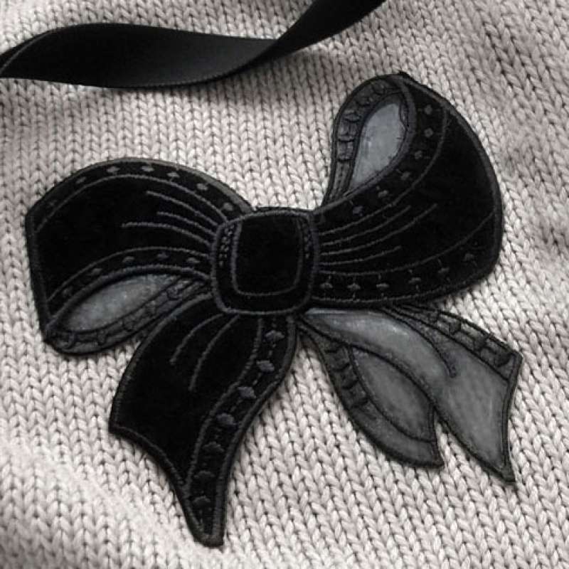 Samtmotiv Schleife schwarz