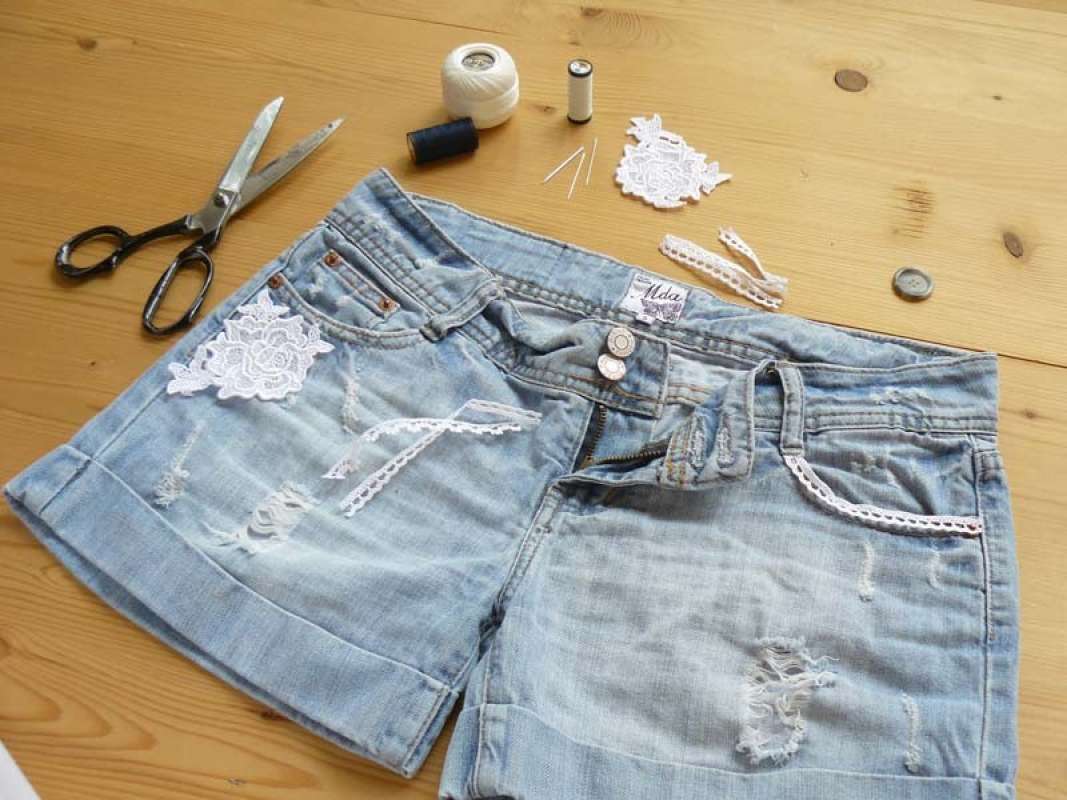 BW Spitze ca. 8-10mm an Jeans Verwendungsbeispiel  paillettenshop 22028